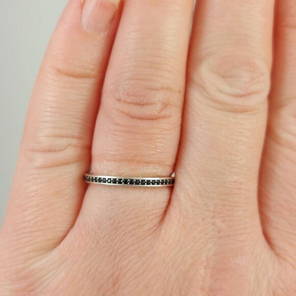 925 Sterling Silver Black CZ Band Ring - Picture 4 of 9